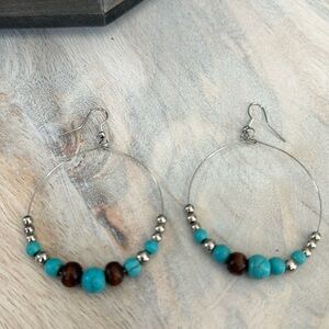 Lightweight hooped beaded earrings